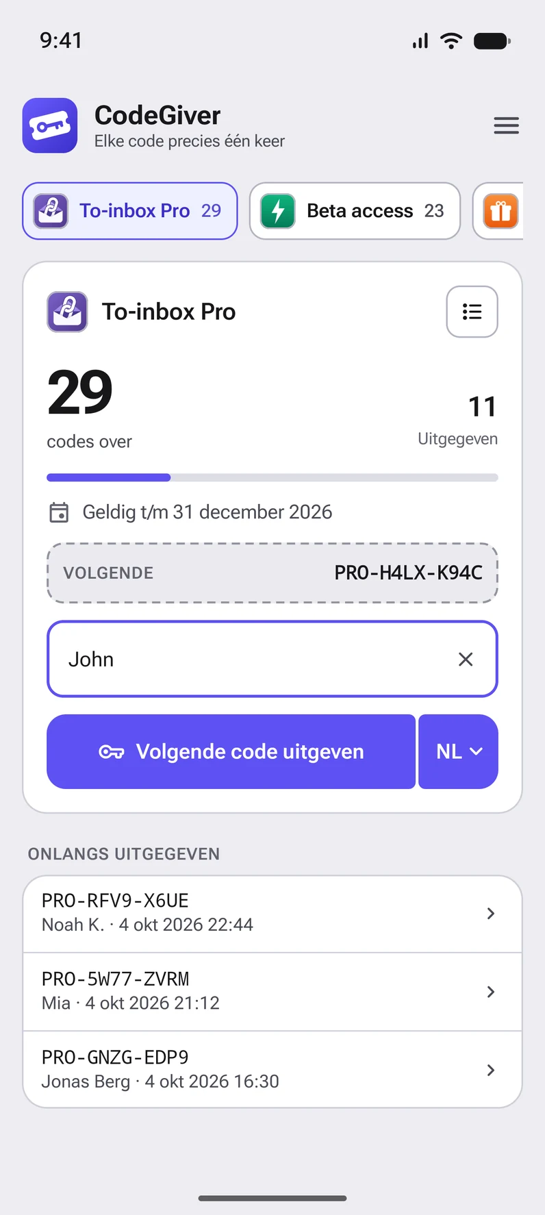 Het hoofdscherm van CodeGiver: een lijst met nog 29 codes en de knop om de volgende code uit te geven
